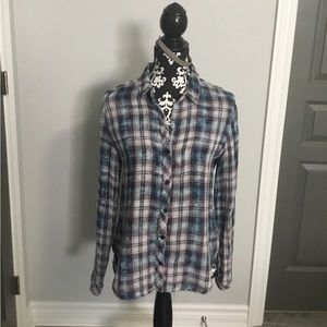 Doth & Stone checkered blue and burgundy button down shirt. Size small